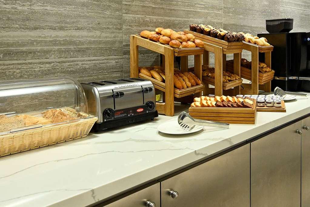 Comfort Hotel Jeddah King Road Restoran gambar